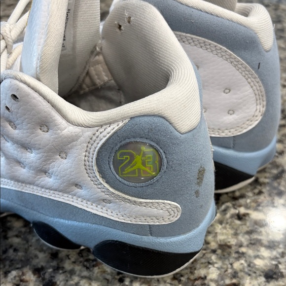 Jordan 13s Kids Sneakers in White and Blue - Picture 7 of 16
